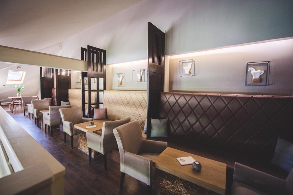 Guesthouse Trajbar Team Zapresic Ngoại thất bức ảnh