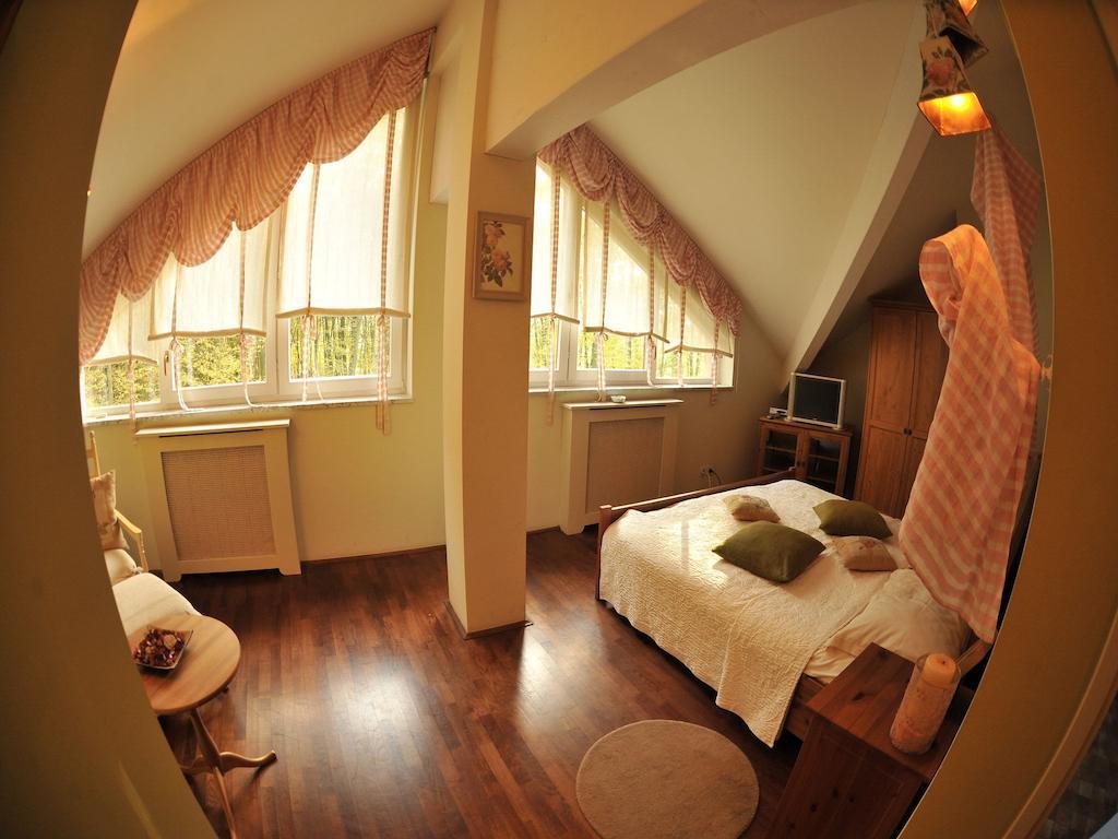 Guesthouse Trajbar Team Zapresic Ngoại thất bức ảnh